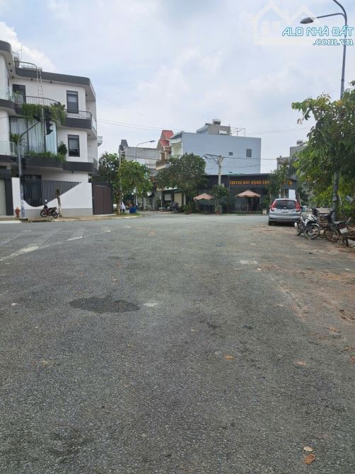 Bán đất Đông Hòa,SHR đường nhựa 12M,gần chợ Đông Hòa,BigC Go Dĩ An - 2