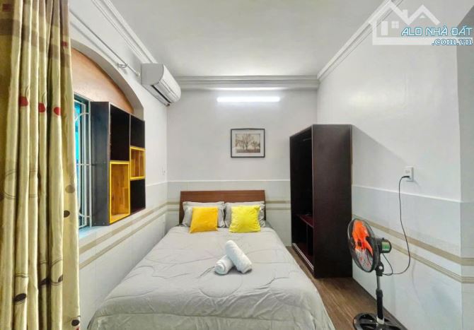 Cho thuê căn hộ DV mini Lê Thánh Tôn Q.1, 15m2 Full nt cơ bản Giá 6 tr - 2