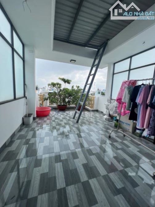 🏢 Chủ Gửi Nhà Tâm Huyết - Kiến Trúc Sư Tư Vấn Riêng Nét Đặc Trưng Phá Cách - Tọa Lạc Tại - 2