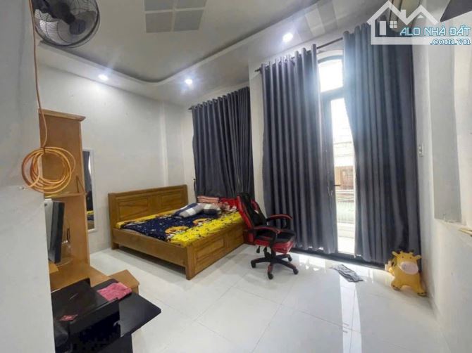 CCDV_CẦN Bán nhà 2 Lầu, 1 Trệt đường Trần Anh Tông, TP Vũng Tàu - 2