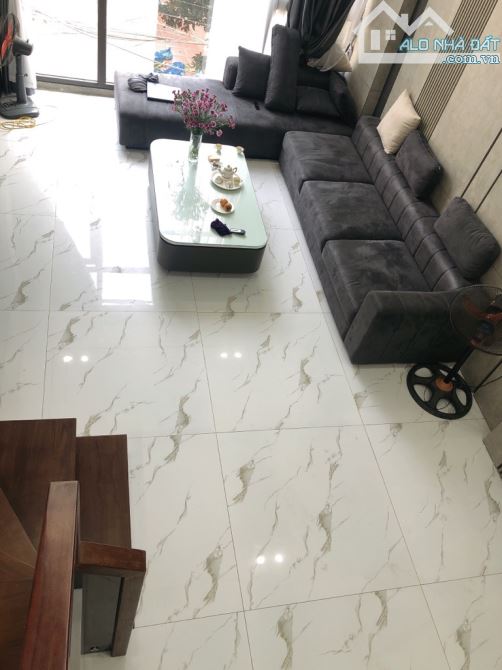 BÁN NHÀ 35m2, 5Tầng, MT 4,5M, GIÁ 5,9 Tỷ, LÔ GÓC, Ô TÔ ĐỖ CỬA, ĐẠI CÁT, LIÊN MẠC, BẮC TỪ L - 2
