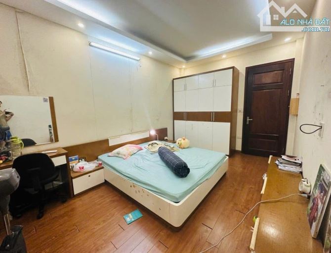 DUY NHẤT 1 CĂN VIP ĐỐNG ĐA, 45M2, ĐƯỜNG 2 Ô TÔ 7 CHỖ TRÁNH NHAU, NHÀ ĐẸP, 16.2 TỶ - 2