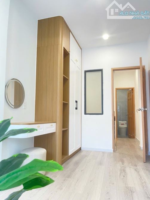 GIẢM 500 TR.IỆU CÒN 3.99 T.Ỷ NHÀ ĐƯỜNG ĐINH TIÊN HOÀNG , LÊ VĂN DUYỆT, P.3, BÌNH THẠNH , 3 - 2
