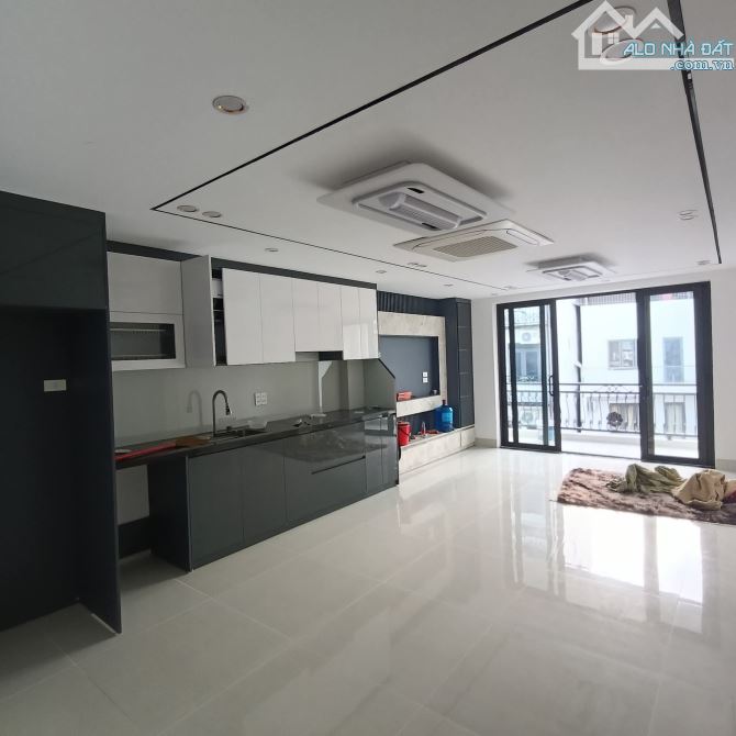 Mặt phố Bà Triệu 68m x 5 tầng mtien 4.7m 28.5 tỷ có thang máy KD sầm uất - 2