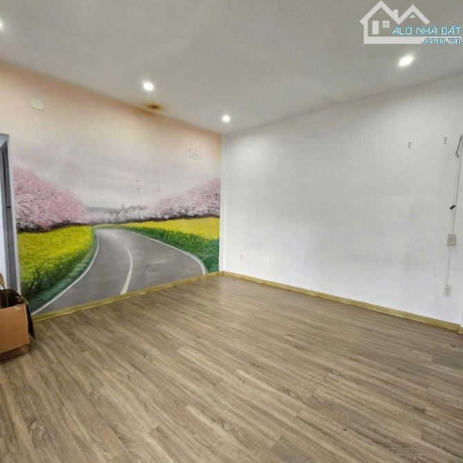 CHO THUÊ MẶT BẰNG TẦNG 3 CHU VĂN AN, TP HUẾ - 2