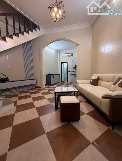 Bán Nhà Tam Trinh, 3PN, 3wc, 4 tầng, giá 4,5 tỷ - 2