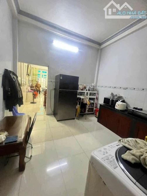 BÁN NHÀ NGUYỄN THỊ KIỂU Q12 - 2 TẦNG 65M2 ( 4M X 17M) - HẺM XE HƠI - 4.76 TỶ - 2