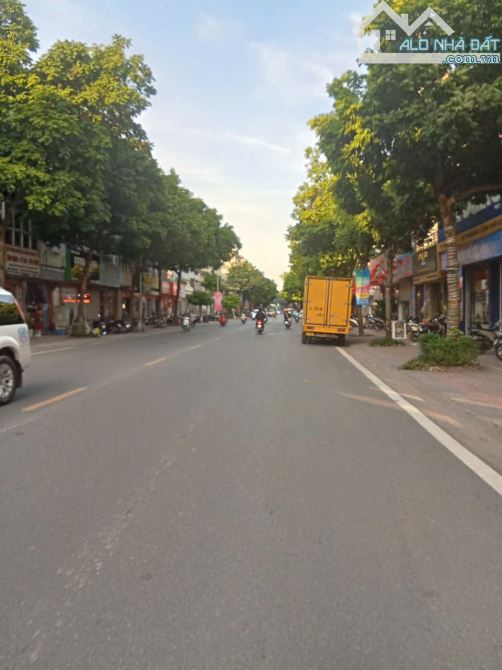 NHÀ MỚI THẠCH BÀN LONG BIÊN, 40 M², 6 TẦNG THANG MÁY - FULL NỘI THẤT, NHỈNH 9 TỶ - 2