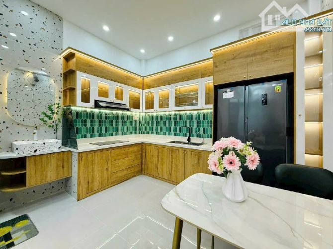 PHAN HUY ÍCH GÒ VẤP ,4×10 ,3 TẦNG ,HXH , GẦN CHỢ ,SÂN BAY ,NHÀ ĐẸP Ở NGAY ,HƠN 4 TỶ - 2