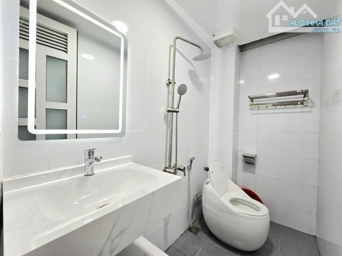 Bán Nhà Pháo Đài Láng - Mặt ngõ to rộng - Mặt Tiền 3.8m - 5 Tầng - Siêu Đẹp - 2