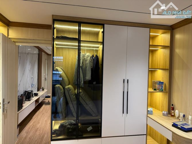 💥 NHỈNH 300 TRIỆU – BÁN NHÀ PHỐ HOÀNG CẦU – PHÂN LÔ Ô TÔ 40M, MẶT TIỀN 5M -HỒ HOÀNG CẦU - 2