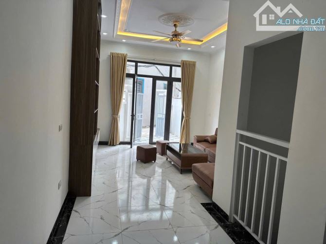 ĐẠI HƯNG NGỌC HỒI 60M , 4 TẦNG , XÂY MỚI CHỈ VIỆC DỌN ĐỒ VỀ Ở GIÁ CHỈ 6,8 TỶ - 2