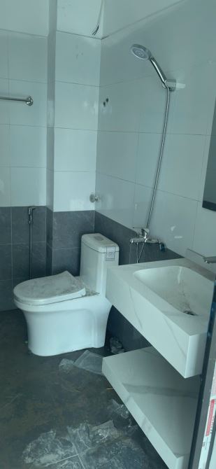 Bán gấp nhà quận Bắc Từ Liêm 35m, 5T, nhà đẹp ở ngay, giá nhỉnh 5 tỷ. - 2