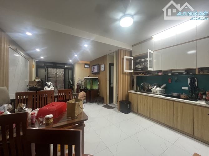 Bán nhà riêng phố Ngọc Khánh, Giảng Võ, 8 tỷ, 33m2, 4PN, ngõ thoáng mát, Chính chủ giá siê - 2