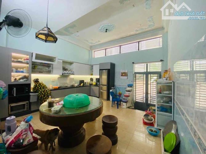 NHÀ MẶT TIỀN KINH DOANH  RỘNG - GẦN SÔNG HÀN MÁT MẺ - ĐƯỜNG 30M, VỈA HÈ RỘNG - 2