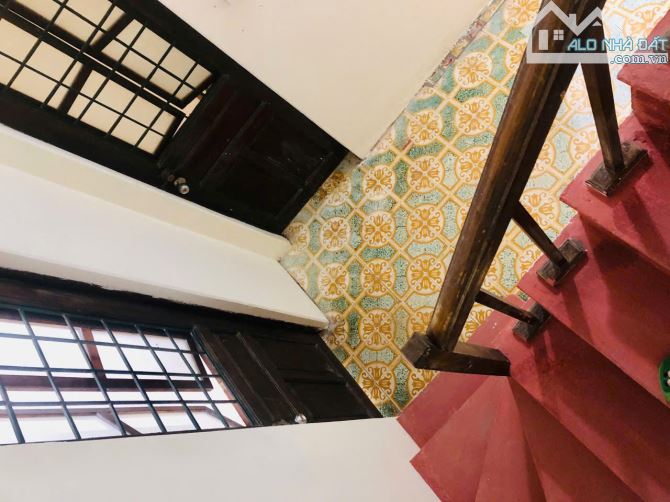 Cho thuê nhà nguyên căn ngõ 55 Hoàng Hoa Thám , Ngọc Hà , Ba Đình 26m2 x 3 tầng 6tr5 - 2