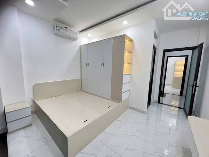 Bán Nhà 1 Trệt 3 Lầu, DT Đất 110m2 Đường Nguyễn Xiển, Long Thạnh Mỹ - 2