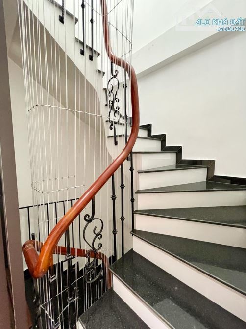 Hàng hiếm phân lô Vạn Bảo 71,2m², 5 tầng, ô tô tránh, Merc đỗ cửa, giá 22 tỷ – nguồn kín. - 22