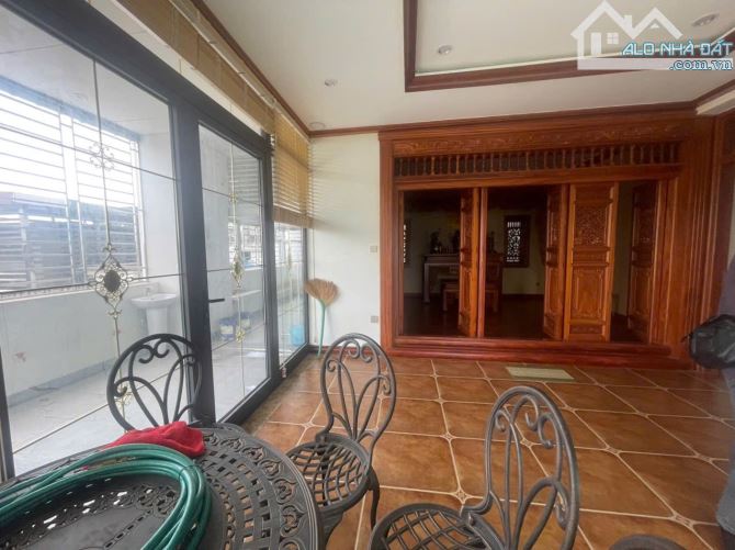 Hồng Tiến- Biệt thự 170m2- Vỉa hè-oto tránh! - 3
