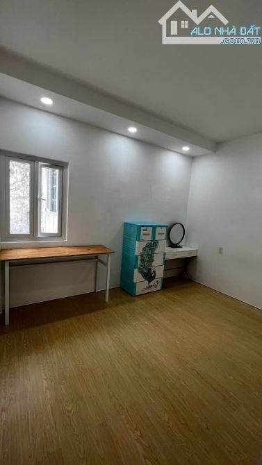 BÁN NHÀ MẶT TIỀN GẦN BIỆT THỰ PHỐ PETECHIM – PHÚ XUÂN, NHÀ BÈ  DT: 4x20m (80m²) - 3