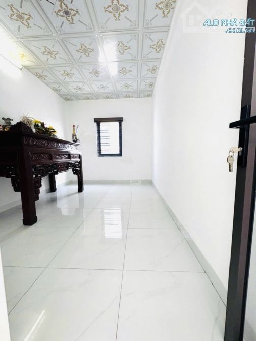 NHÀ  422B VÂN CANH HOÀI ĐỨC - Ô TÔ ĐỖ CỔNG, FULL NỘI THẤT- 30M2 6.39 TỶ - 3