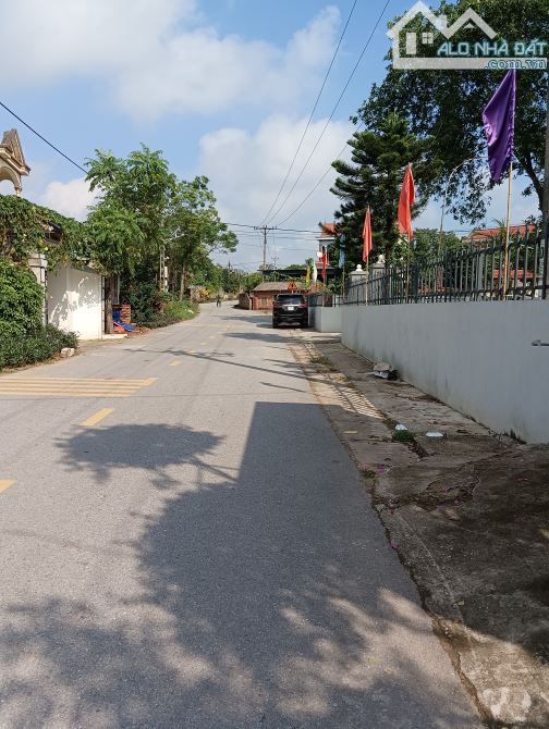 Bán Đất - Minh Phú(Sóc Sơn) -133M2 Full Thổ Cư - 2,5 Tỷ - Đường Thông Ô Tô - 3