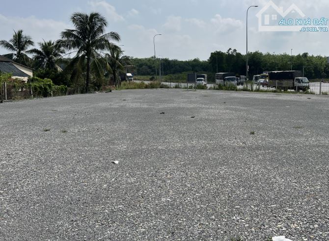 RA GẤP LÔ NGÃ TƯ 2 MẶT TIỀN KD ĐA NGÀNH, Đ. TRÁNH BIÊN HÒA, 2100m2 NHỈNH 14 TỶ. - 3