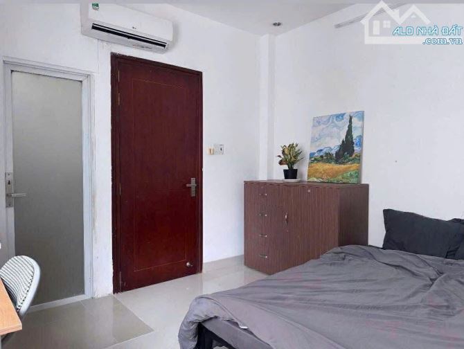 HIẾM - HẺM XE TẢI - DT 25 TR ĐỀU - 40M2 - 4 TẦNG - 5 PN - FULL NT - SÔ A4 - 3
