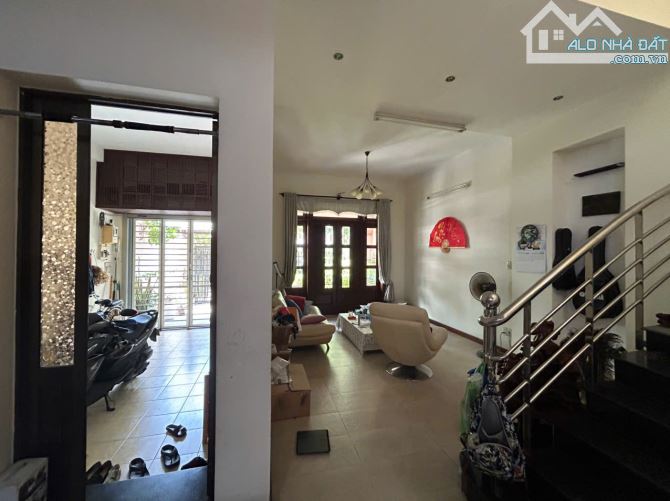 40 tỷ TL, Nhà mặt tiền bờ sông Trần Não, dt : 7x19 CN 130m2, Trệt + 2 Lầu, An Khánh Q2 - 3