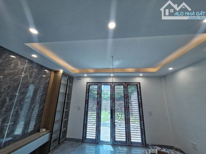 Nhà Đồng Mai, 5t,ôtô đỗ gần, 3.7tỷ - 3