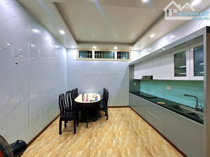 🌹Phân lô oto ngõ thông - 20m ra phố , DT 48m2 - 4T - MT4m - 16.8 Tỷ - 3