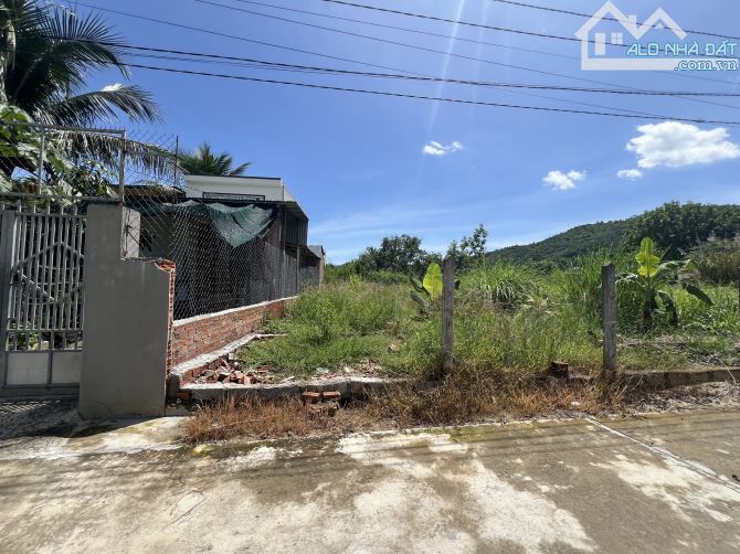 Lô đất Đắc Lộc - Vĩnh Phương - gần khu công nghiệp - đường QH 8m - kết nối Vành đai 3 - 3