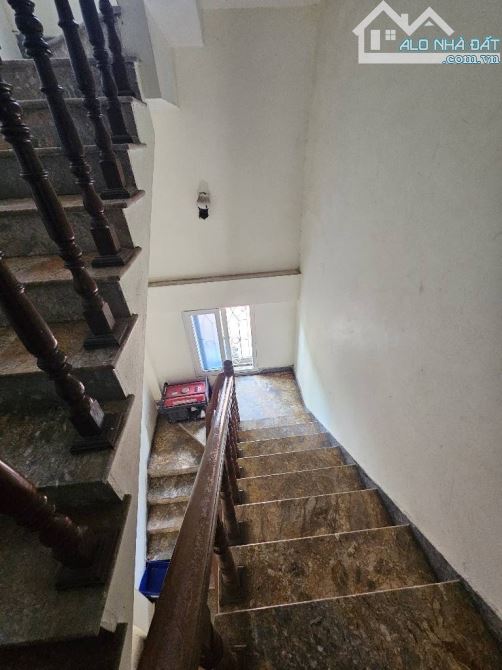 NHÀ-VŨ THẠNH HÀO NAM MẶT NGÕ OTO TRÁNH LÔ GÓC KINH DOANH DT 44M-5T- MT 5.8M-GIÁ CHỈ 12.6TỶ - 3