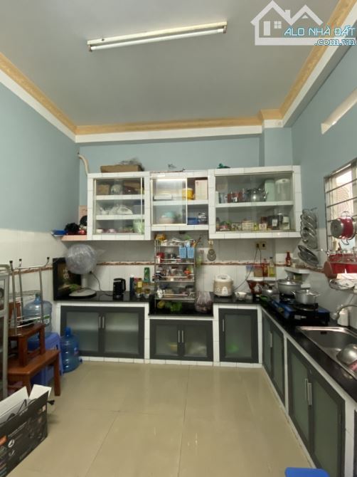 TÂN PHÚ - NGAY NGUYỄN SƠN - THOẠI NGỌC HẦU - NHÀ 3 TẦNG, 8PN 8WC HẺM XE HƠI, CHỈ 9 TỶ X - 3