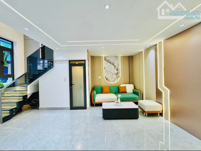 Bán nhanh nhà phố Hòa Bình, Quận 11 – Sổ hồng riêng, sang tên ngay. Giá 4Tỷ980 Triệu/63M2 - 3
