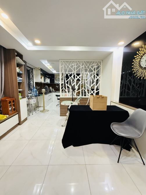 💥 SIÊU PHẨM KHU HẬU GIANG– 5 TẦNG – HẺM XE HƠI QUAY ĐẦU –10.5TỶ - 3