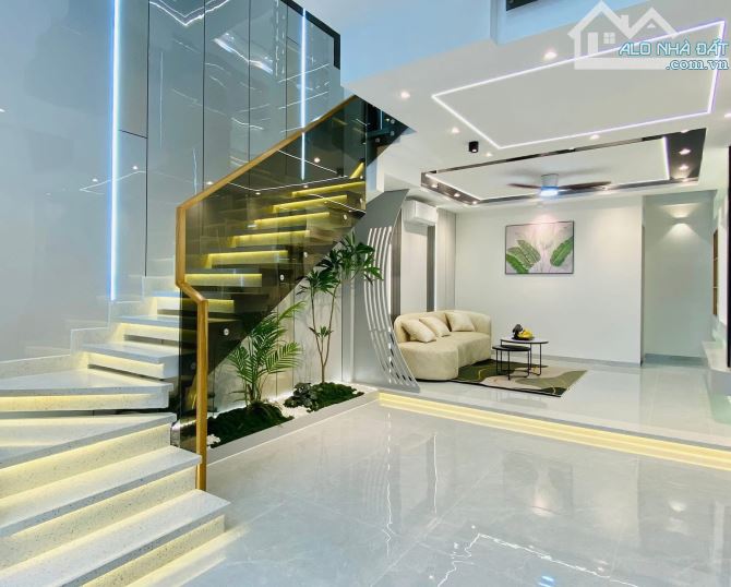 BÁN NHÀ HẺM XE TẢI LÊ THÁNH TÔN, QUẬN 1. GIÁ 6.32TỶ/71,5M2 - NHÀ SHR ĐANG CHO THUÊ 29 TRỆU - 3