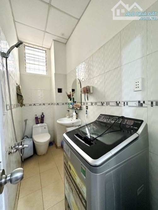 BÁN NHÀ VÕ DUY NINH, 4 TẦNG – 3PN – VIEW LANDMARK81 – GIÁP QUẬN 1 – CN 50M² – CHỈ 7.6 TỶ - 3