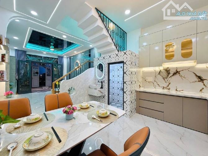 Siêu phẩm ở ngay Trường Chinh, 55m2, 4PN chỉ 6Tỷ hơn( trong tuần)