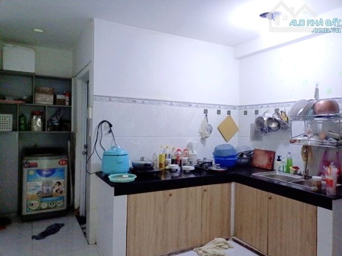 Bán Nhà 2 Mặt Hẻm Xe Hơi 92m2 Dòng tiền 12 Triệu/Tháng Chỉ 6,4 Tỷ Gần Vincom Lê văn Việt - 3