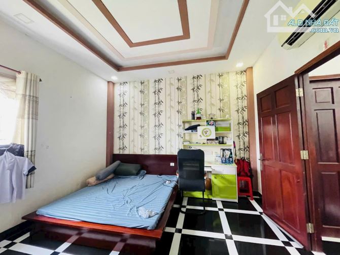 Gấp Bán nhà gần chợ Bình Thành hẻm 7m thông 75m2 ngang 5m cực đep-4 Tầng Nhỉnh 6 tỷ - 3