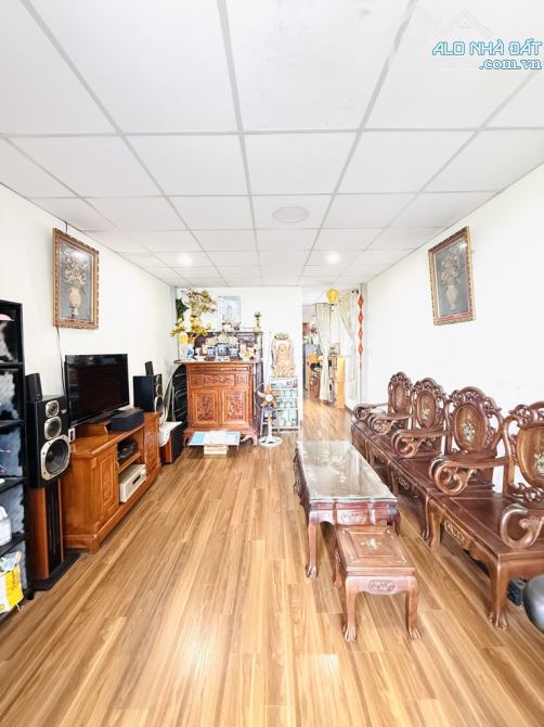 Bán nhà Gò Vấp 3 tầng hẻm xe hơi đường Nguyễn Văn Công Phường 3 giá 5 tỷ 700 TL 56m2 - 3