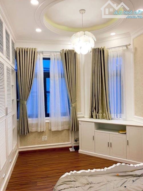 Bán nhà góc 2 mặt tiền đường Tân Quý, Tân Phú - 4,7x13 - 6 tầng - 8,9 tỷ - 3