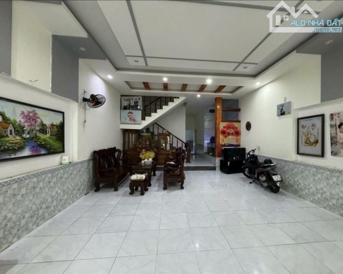 BÁN nhà KIỆT 6,5m đường PHAN VĂN ĐỊNH_ Trung tâm LIÊN CHIỂU_ 3 LẦU mới - 3