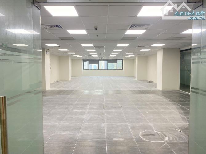 CHO THUÊ VĂN PHÒNG TÒA NHÀ VIWASEEN TOWER TỐ HỮU - 215M2 - CHỈ 275K/M2 CÓ VAT - 3