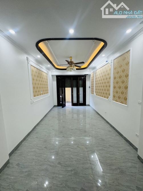 Phú Diễn - Hồ Tùng Mậu: 38m x 5Tầng - Thang Máy - Ô tô 7 Chỗ Vào Nhà - Giá 9.5Tỷ - 3