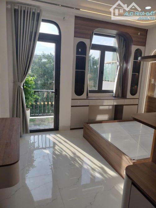Quận 2 ( Thạnh Mỹ Lợi) nhà 3 tầng 75m2 giá 8 tỷ - 3