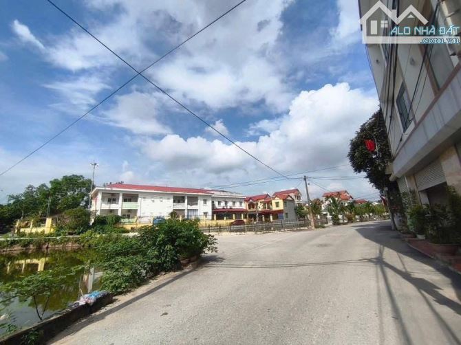🎉🎉🎉Chính chủ gửi bán mảnh đất làng hoa cây cảnh Phụng Công Văn Giang Hưng Yên  👉👉Diện - 3