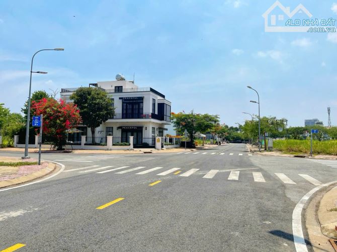 BÁN ĐẤT KHU BCA PHẠM HỮU LẦU, 13x23m, 315M2, GẦN Q.7 , CHỈ 22 TỶ - 3