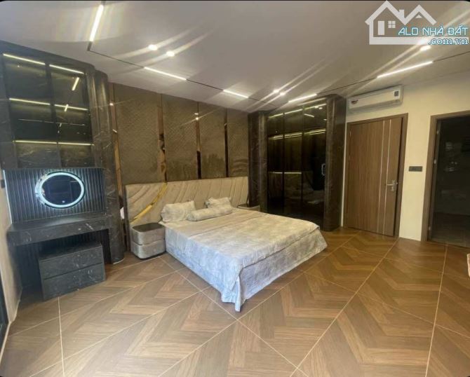 NGHĨA TÂN- CẦU GIẤY- NHÀ ĐẸP 35X6 TẦNG- PHÂN LÔ Ô TÔ VÒNG QUANH- NỘI THẤT HIỆN ĐẠI - 3